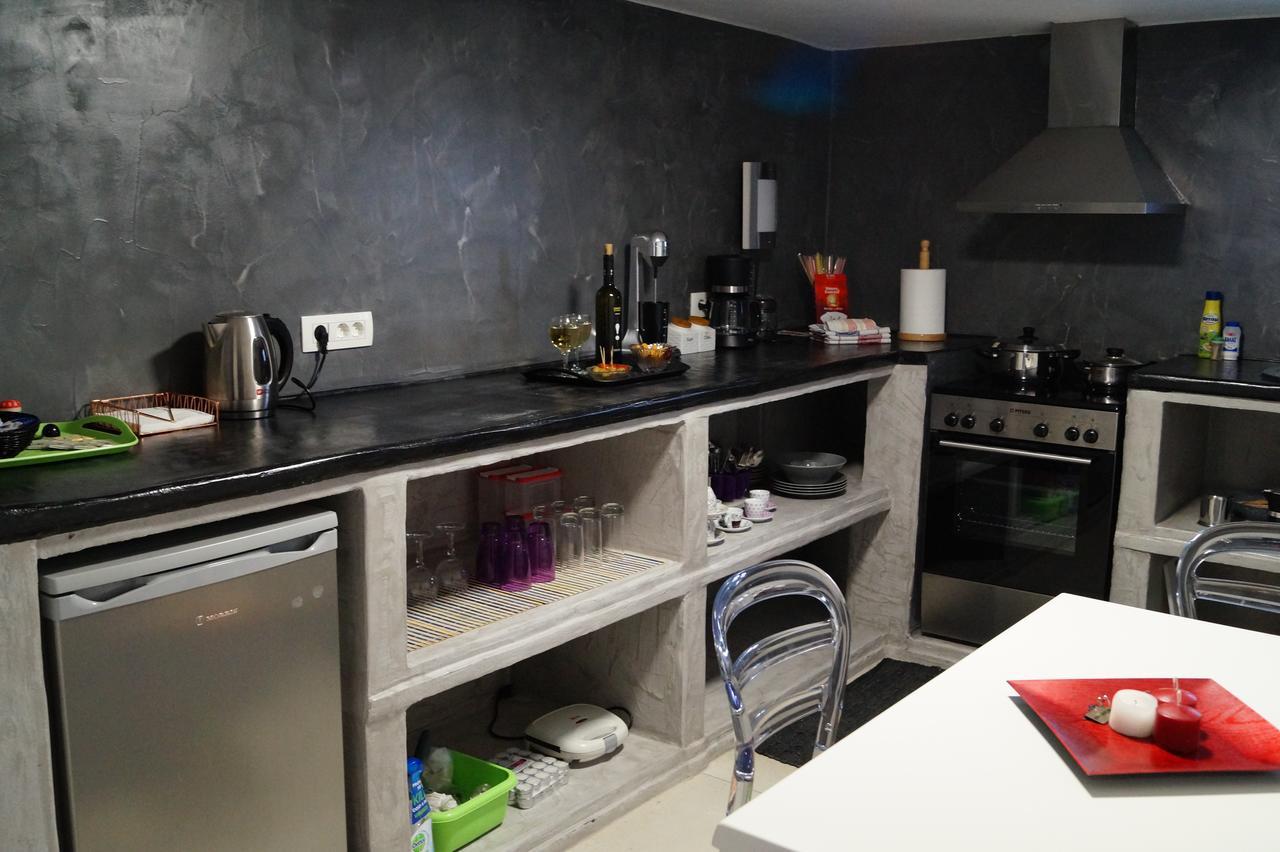 Elysium Residence ฟิรา ภายนอก รูปภาพ